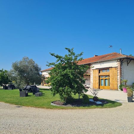 吉特阁楼度假屋 Saint-André-sur-Vieux-Jonc 外观 照片