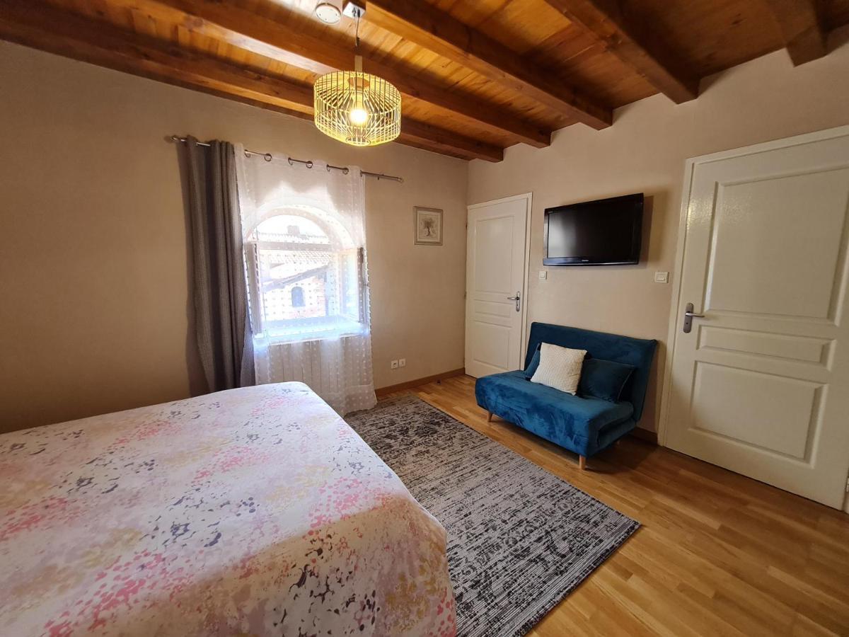 吉特阁楼度假屋 Saint-André-sur-Vieux-Jonc 外观 照片